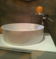 Рукомойник Laufen Kartell 8.1233.1.000.112.1 - Gidratop.ru изображение